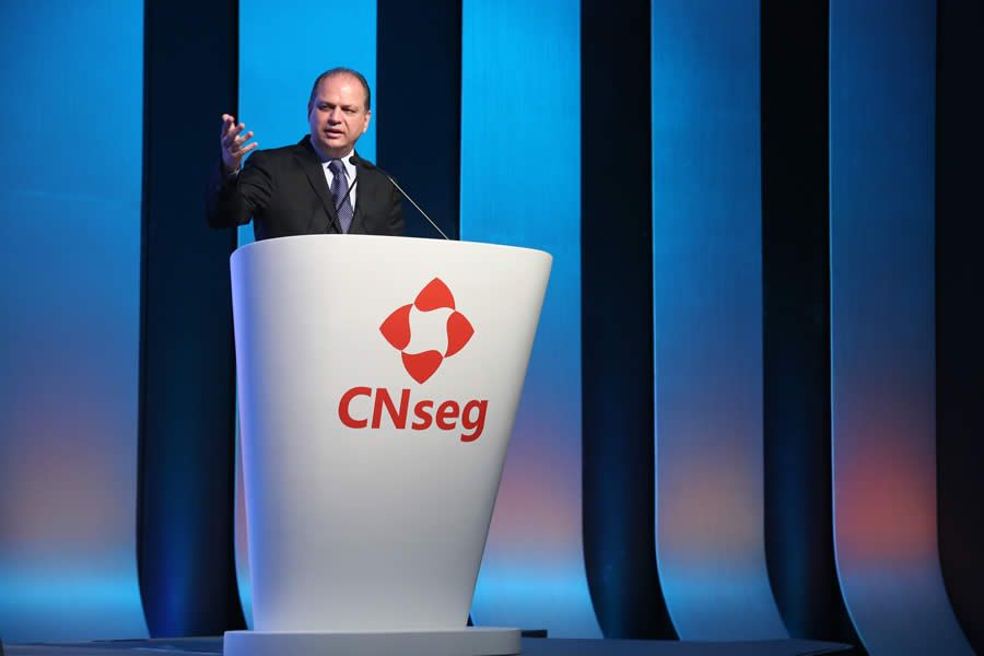 Planos acess&iacute;veis: FenaSa&uacute;de defende regras espec&iacute;ficas para formula&ccedil;&atilde;o do produto