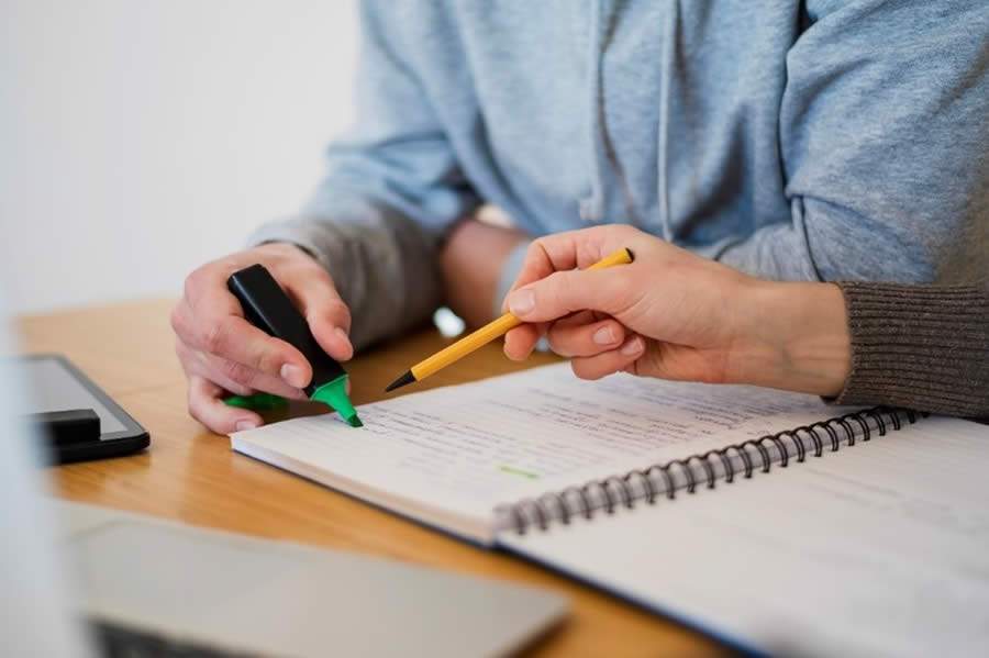 Com a volta das aulas presenciais, professores devem pensar em novas pr&aacute;ticas de ensino para manter o engajamento dos estudantes