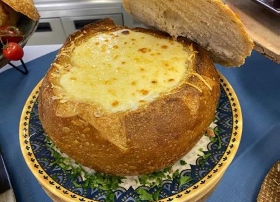 Sopas no pão italiano: dica fácil para aquecer com sabor