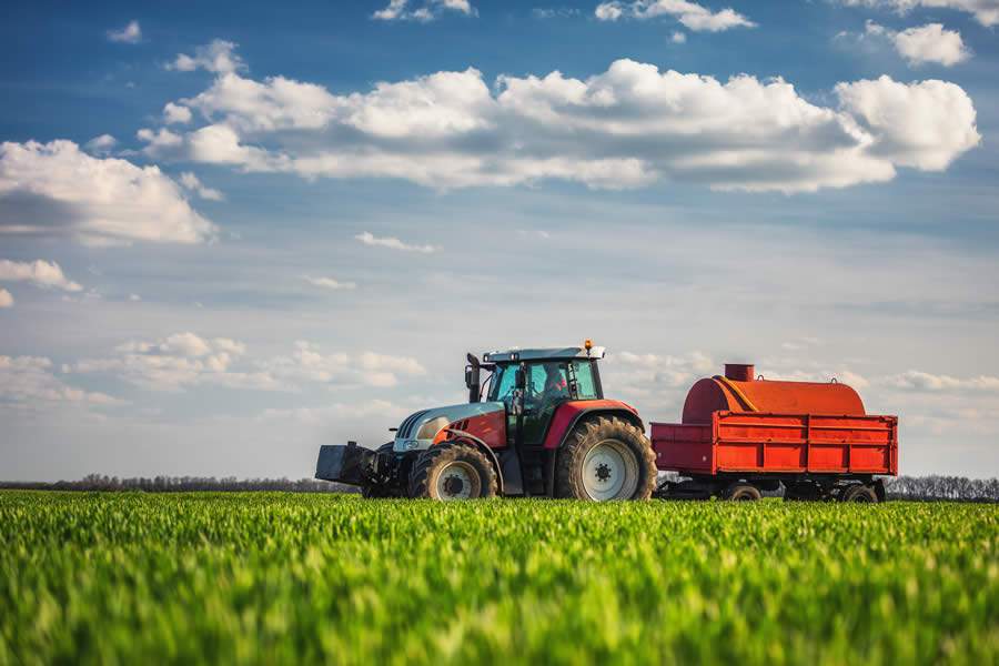 Seguro de m&aacute;quinas gera tranquilidade e at&eacute; lucro aos produtores