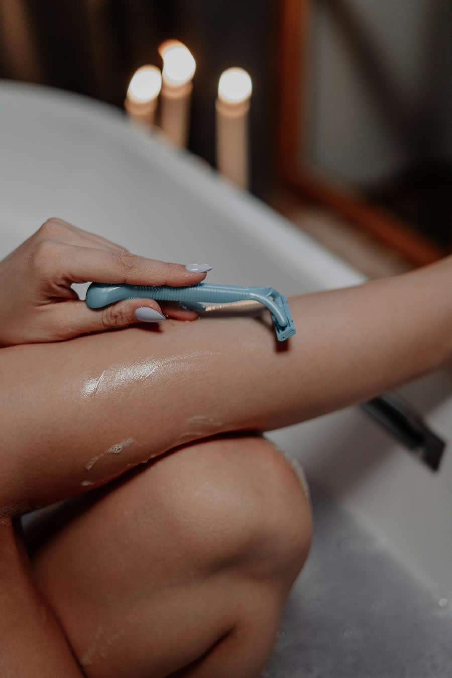 Especialistas explicam como preservar a pele durante a depilação