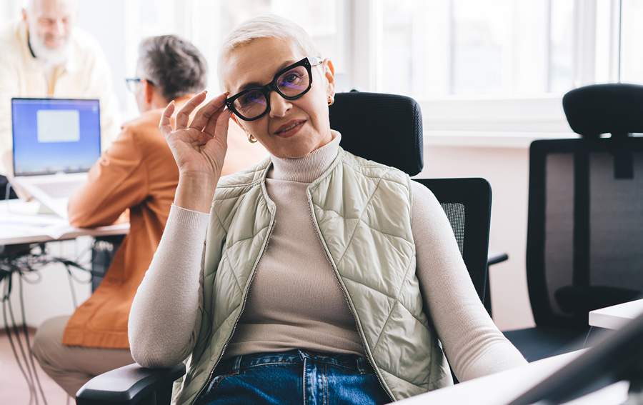 Aumento do n&uacute;mero de contrata&ccedil;&otilde;es 50+: veja como se preparar para a recoloca&ccedil;&atilde;o profissional
