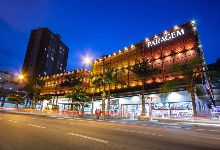 Perspectiva da nova fachada do Shopping Paragem - Projetada pela Painel Arquitetos Associados - Divulga&ccedil;&atilde;o