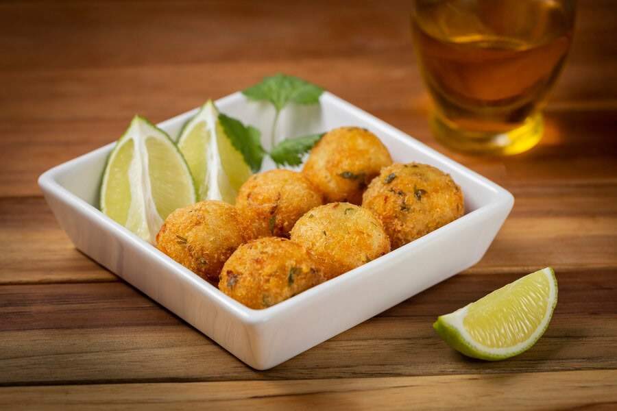 Bolinho-de-bacalhau - Freepik