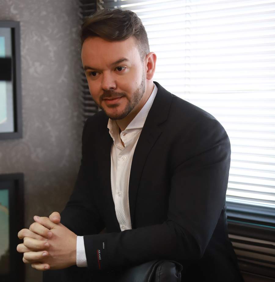 Cleber Brand&atilde;o &eacute; palestrante e treinador comportamental