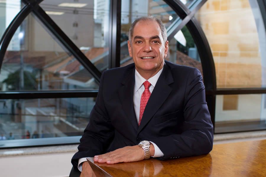 Valmir Rodrigues - Diretor Executivo Comercial