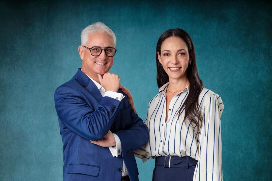 Legenda – Sócios-fundadores Sergio Mello e Cristiane Machado