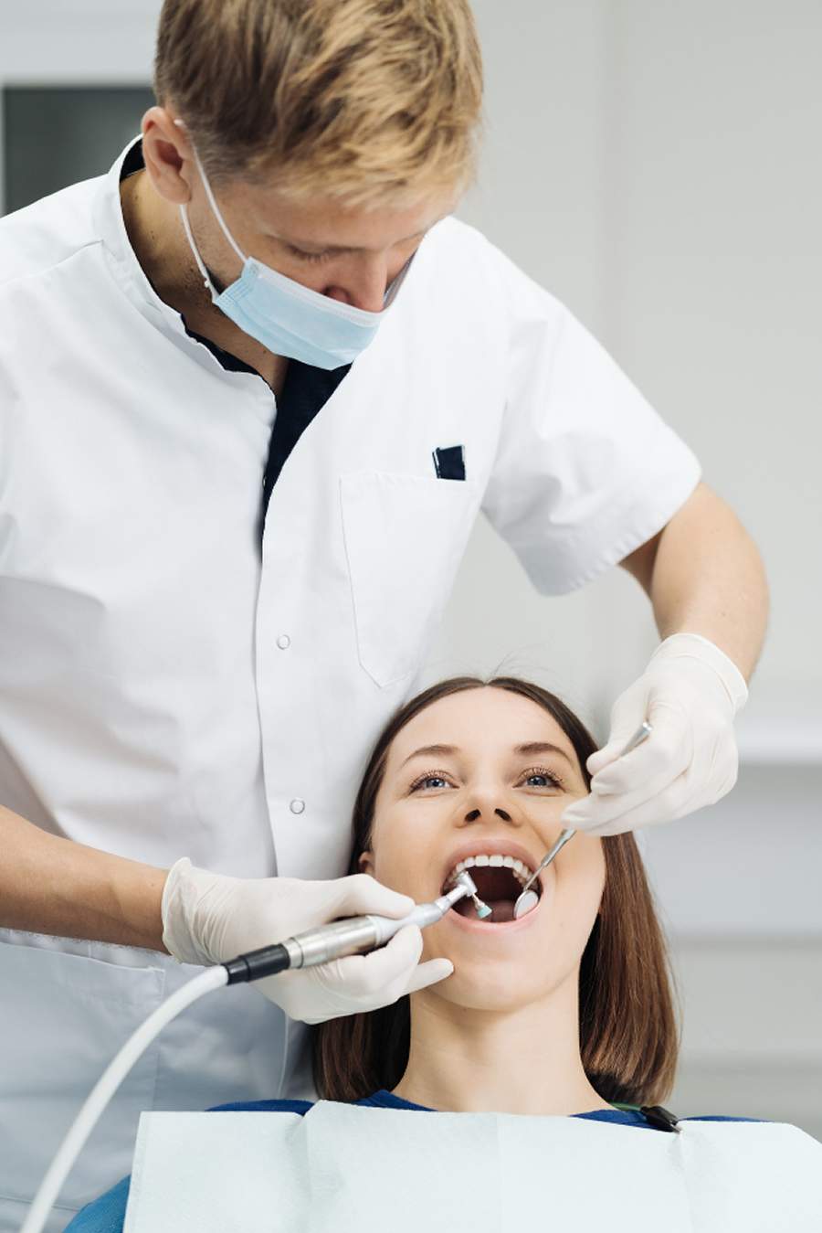 Fugindo do dentista? Entenda com que frequência você deve visitar o consultório