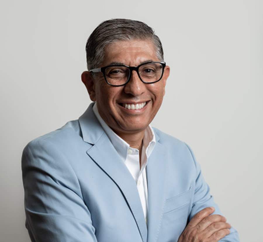 Alberto Vargas, formado em Master Business Administration pela Universidade de Warwick na Inglaterra - Divulga&ccedil;&atilde;o