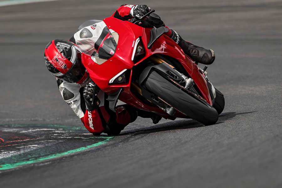 Ducati apresenta a nova Panigale V4S