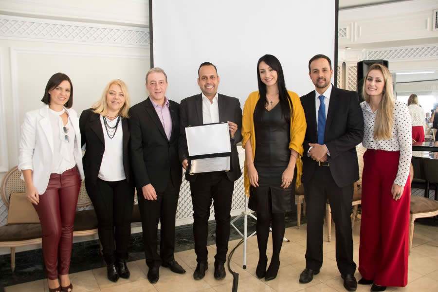 Aconseg-SP recebe executivos da Amil