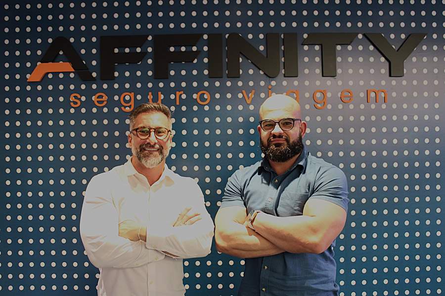 Alexandre Lan&ccedil;a, diretor de Marketing e Eventos da Affinity, com Jo&atilde;o Lan&ccedil;a, l&iacute;der do Departamento de TI da empresa