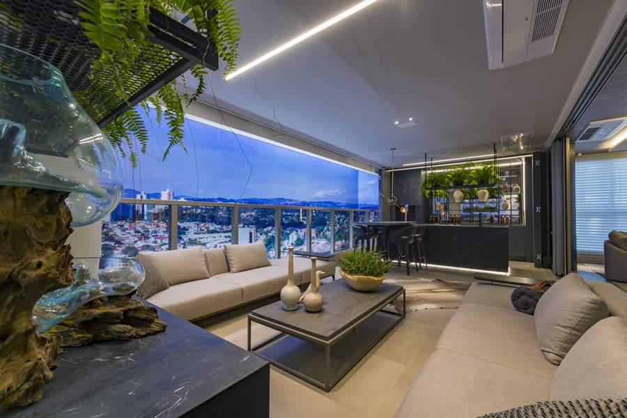 Varanda do apartamento decorado Le Rêve, da A.Yoshii Engenharia, em Campinas (SP) - Crédito: Ronaldo Ronan Rufino