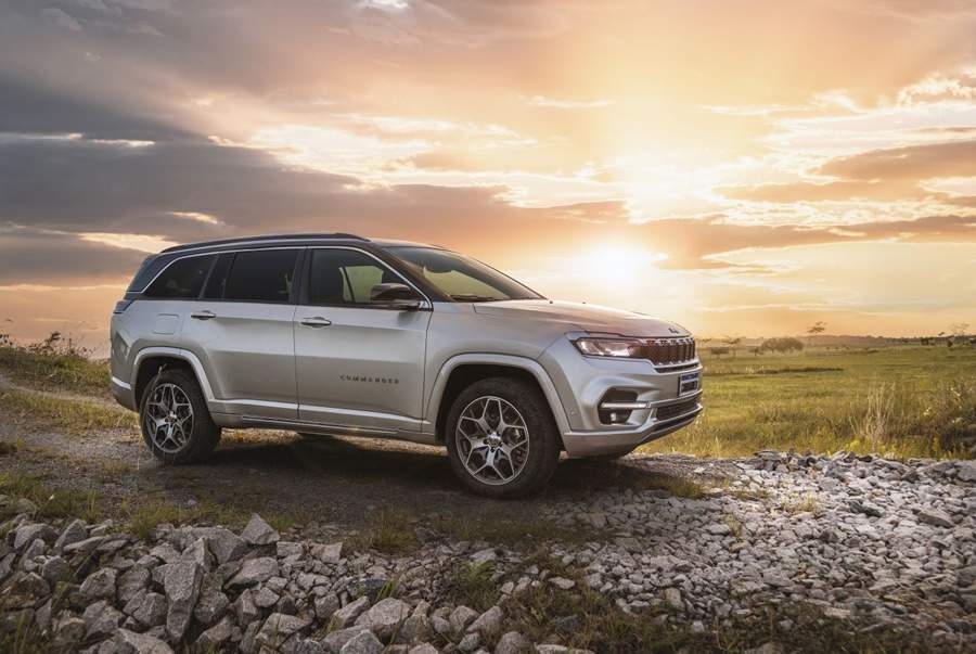 Jeep Commander, l&iacute;der em sua categoria, &eacute; eleito a &ldquo;Melhor Compra 2024 &ndash; SUV 4x4&rdquo; pela revista Motor Show