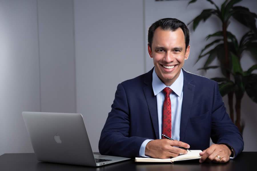 Corretor: saiba tr&ecirc;s dicas para finalizar o ano com mais clientes