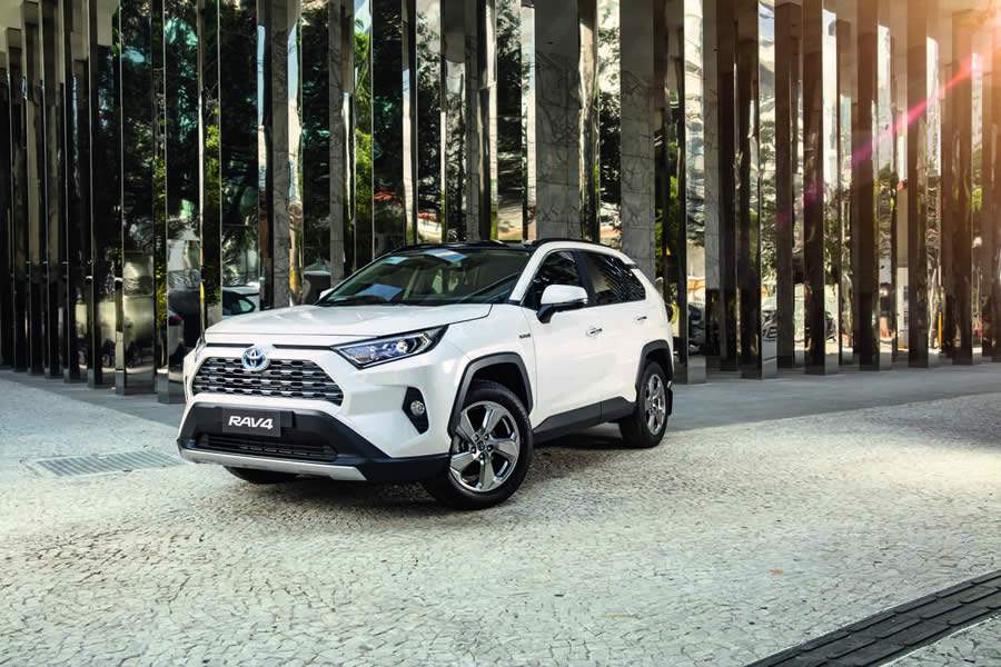 RAV4 de quinta geração trouxe melhorias e nova arquitetura global da marca