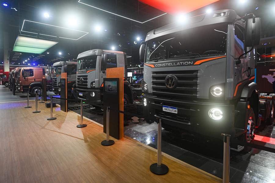 Novo caminh&atilde;o Volkswagen 8x4 &eacute; revelado na Concrete Show