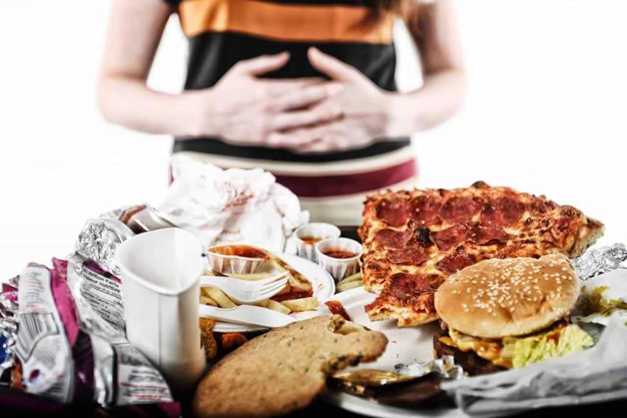 O Dia da Gula é celebrado em 26 de janeiro, mas comer demais pode acarretar em problemas - Divulgação