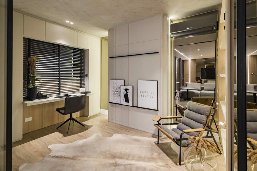 O Glória Residence possui a possibilidade de adaptar o quarto de hóspedes em escritório - Crédito: Ronaldo Ronan Rufino