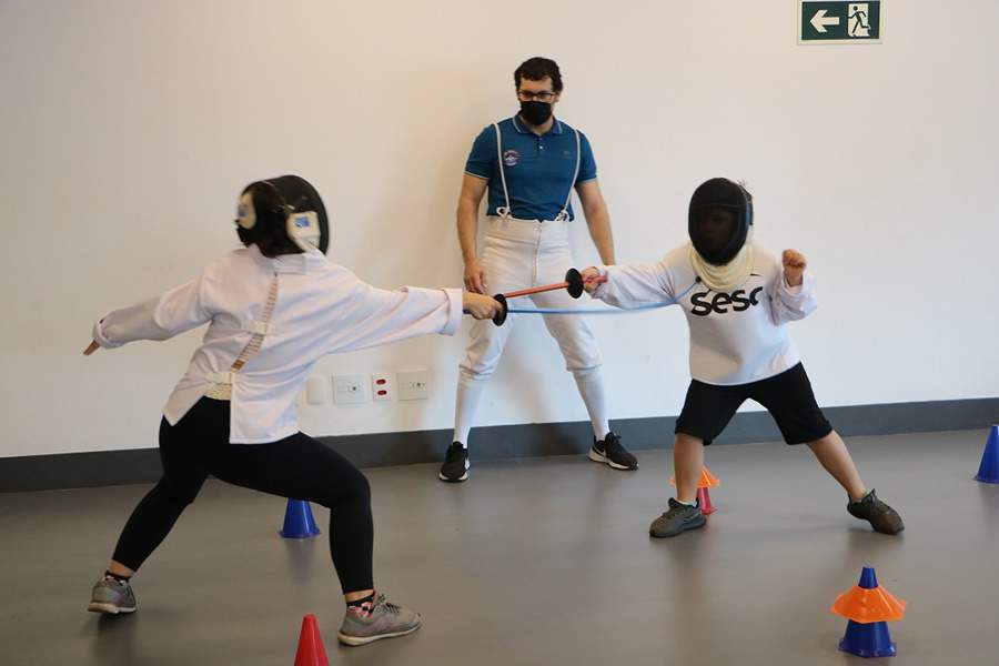 Atividade &ldquo;Esgrima&rdquo; - Foto: Carolina Balza