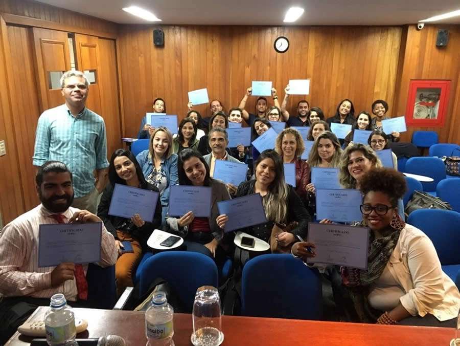 Diretoria de Ensino do Sincor-RJ divulga novo curso para funcion&aacute;rios das corretoras de seguros