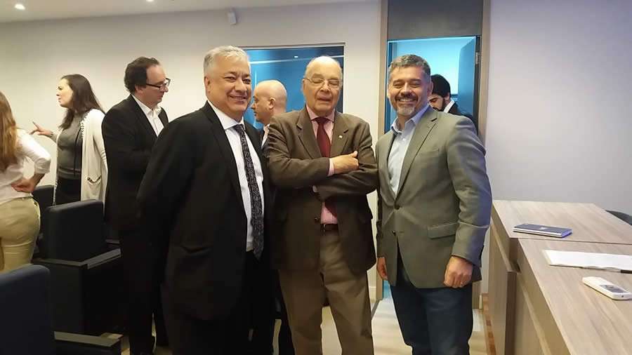 ABECOR-RE recebe presidente do IRB Brasil RE