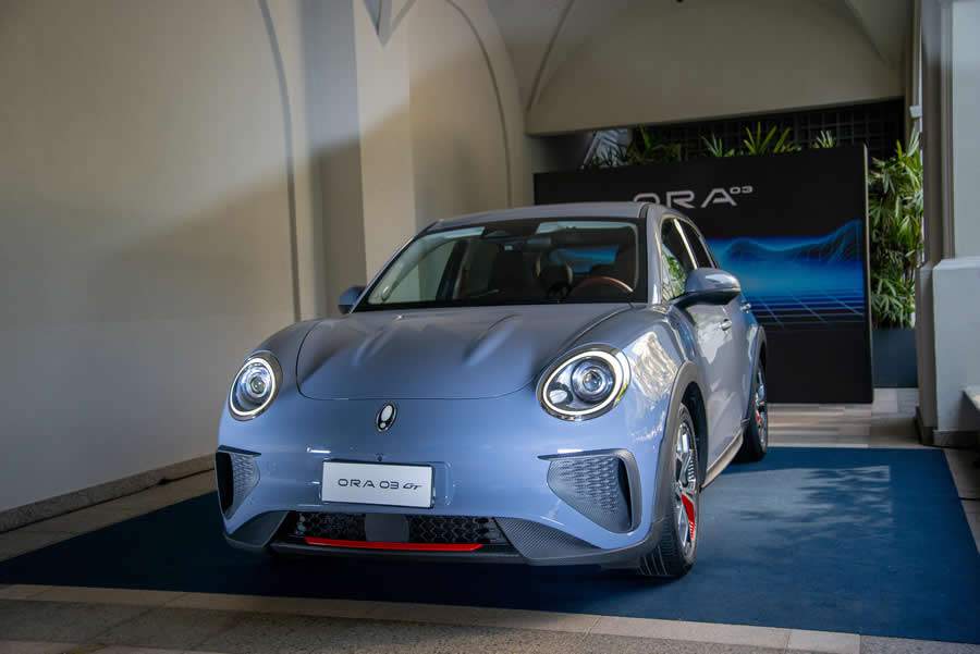 Primeiro carro 100% elétrico da GWM Brasil, o Ora 03 GT chega às concessionárias em novembro