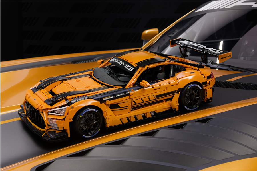 Mercedes-Benz e CaDA revelam o Mercedes-AMG GT3 em blocos de montar de alta precisão