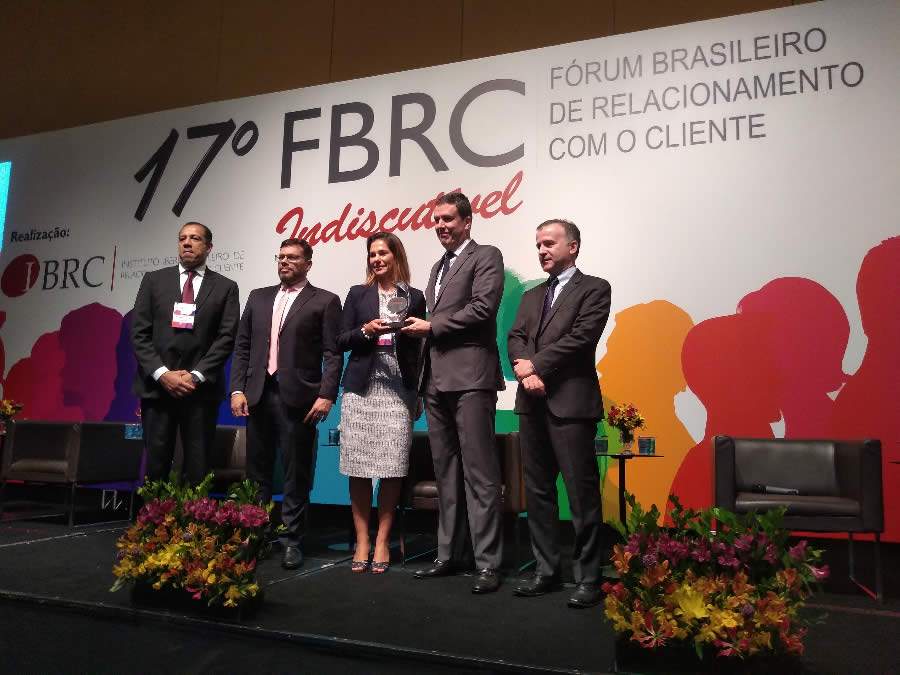 Amil integra a lista de melhores empresas do pa&iacute;s em atendimento ao cliente