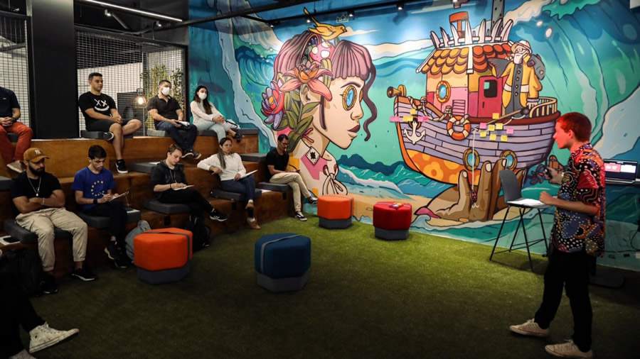 Schooltilha: aprenda como a criatividade pode auxiliar nas carreiras do futuro