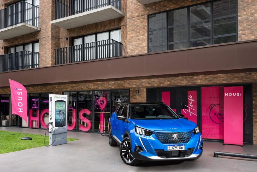 PEUGEOT Anuncia Parceria com a HOUSI para Compartilhamento de Ve&iacute;culos El&eacute;tricos