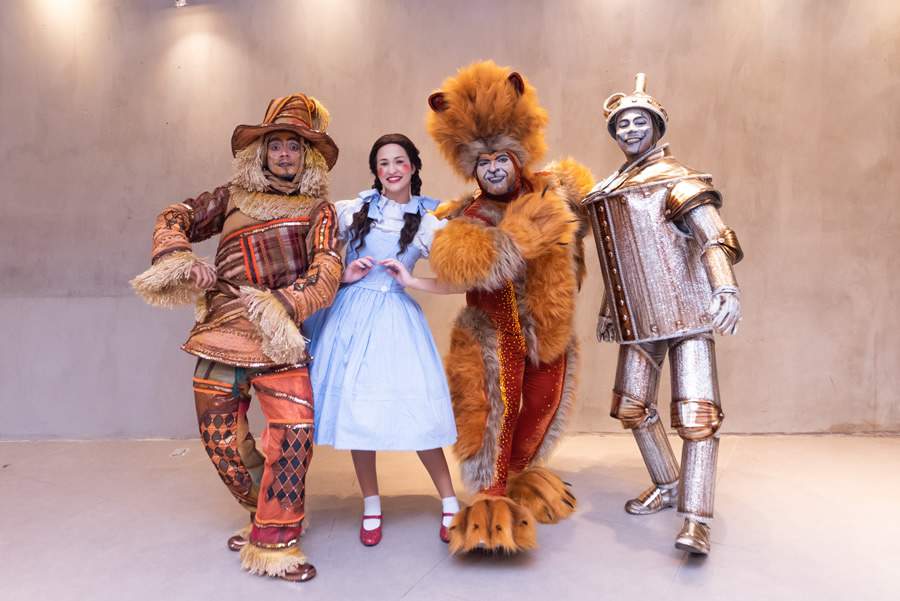 Shopping Metropolitano Barra realiza pocket show do M&aacute;gico de Oz