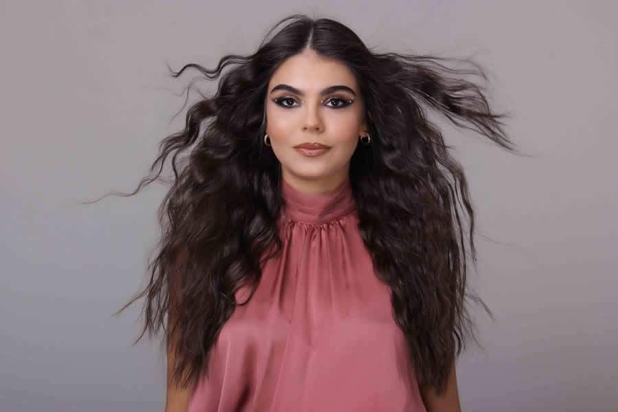 Aprenda a fazer a make usada pela Anitta no VMA 2023