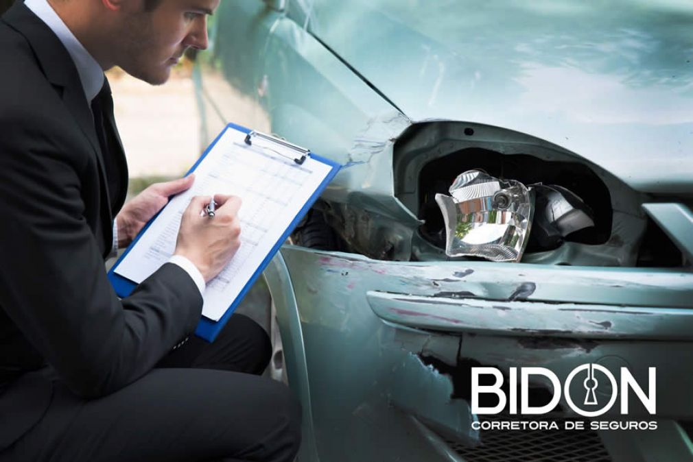 Seguro viagem e automóvel são essenciais para este final de ano