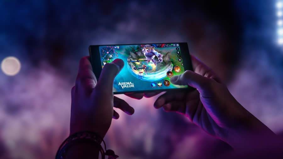 Razer e Tencent fecham parceria com foco nos jogos mobile