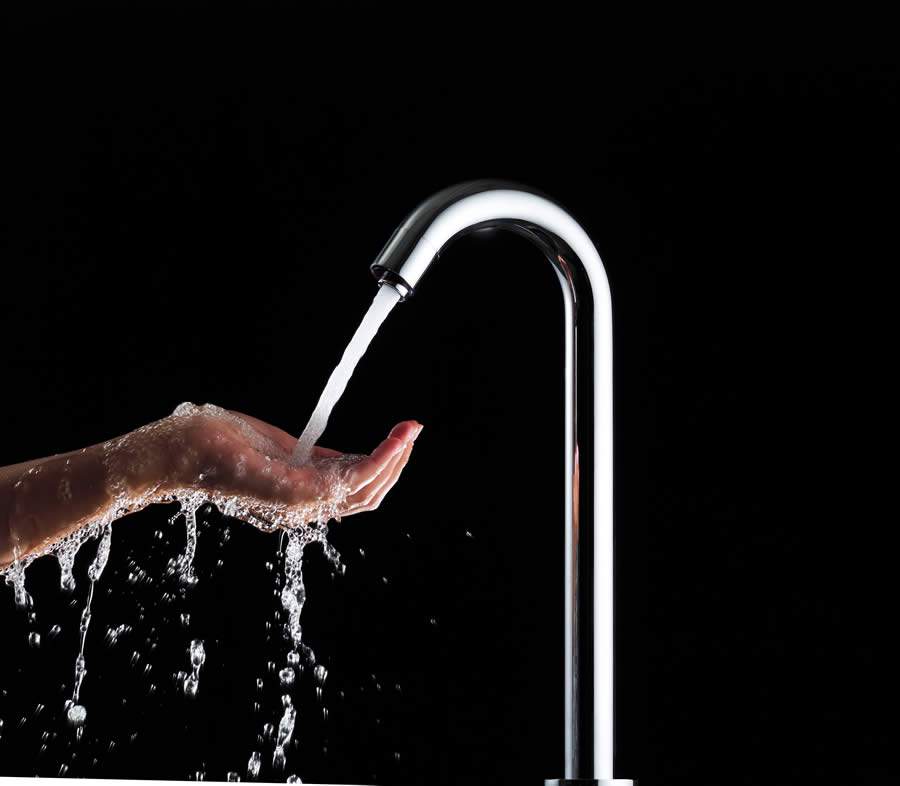 Torneira com acionamento autom&aacute;tico - Divulga&ccedil;&atilde;o