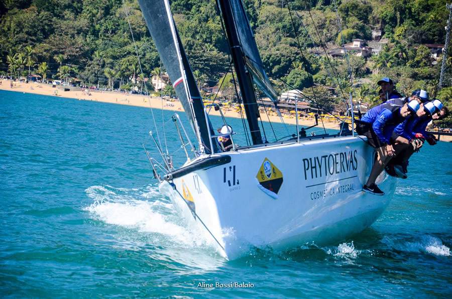 Barco Phytoervas 4Z estreia na temporada - (Foto: Balaio de Ideias)