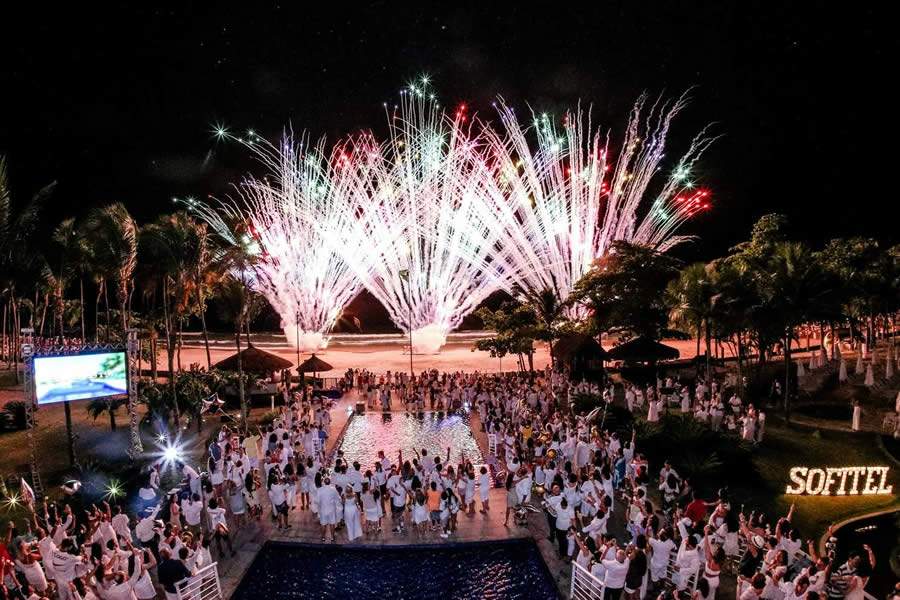 Sofitel Guarujá Jequitimar lança tarifas para Natal e Réveillon