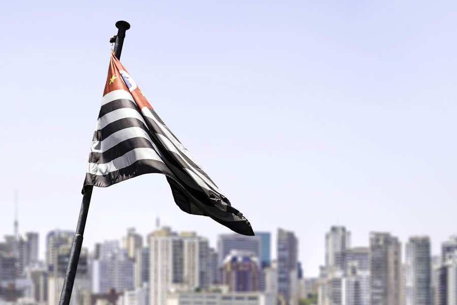 Governo do Estado de São Paulo vai contratar mais de mil profissionais da saúde