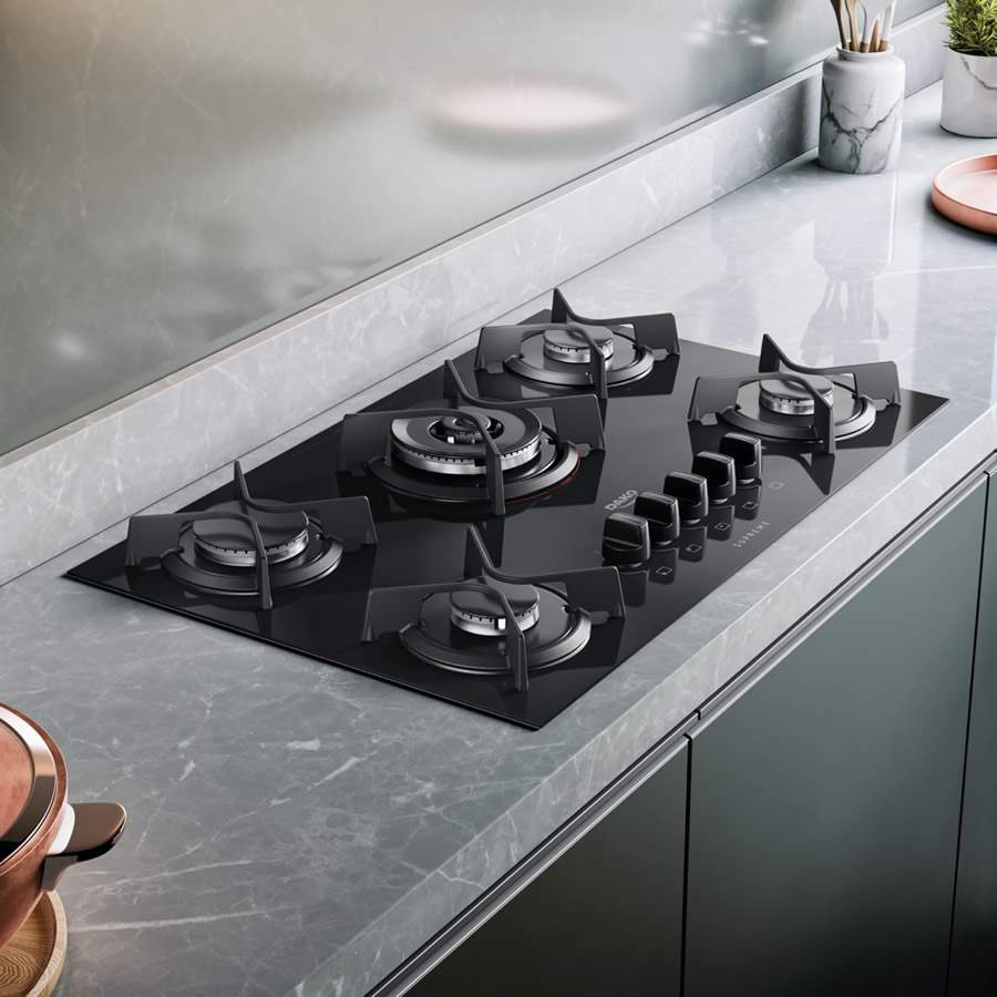 Dako indica cuidados para mesas de vidro e sugere cooktops modernos