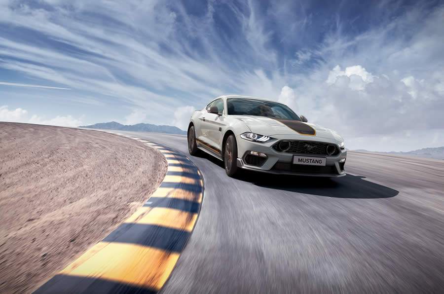 Ford lança o Mustang Mach 1, ícone de performance com edição limitada
