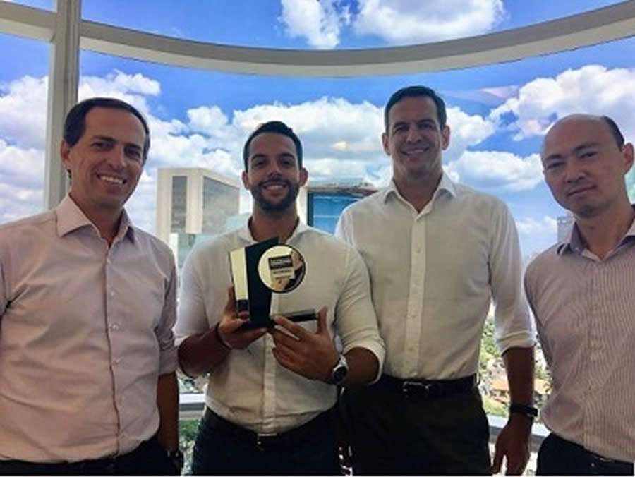 Marcelo Mello, vice-presidente de Investimentos, Vida e Previd&ecirc;ncia, e os gestores Filipe Santos, Philipe Biolchini e Miguel Sano