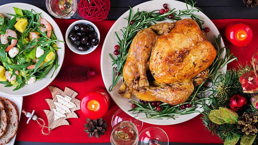 Ceia de Natal está mais cara: especialistas explicam o motivo e ensinam como economizar