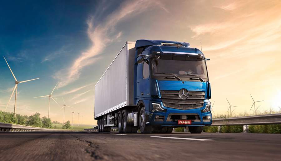 Mercedes-Benz apoia iniciativas voltadas &agrave; redu&ccedil;&atilde;o de acidentes nas estradas