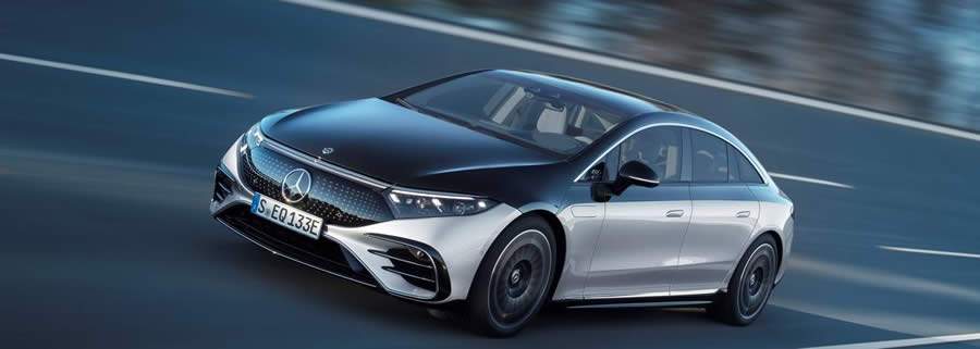 Mercedes-Benz revela o EQS: intelig&ecirc;ncia el&eacute;trica e performance