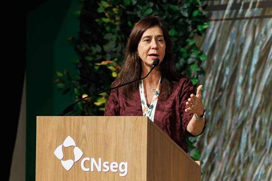 Claudia Prates, diretora de Sustentabilidade da CNseg