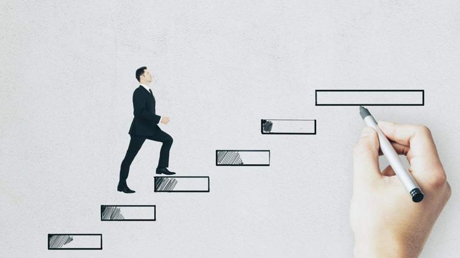 Mapa de empregabilidade industrial: requalifica&ccedil;&atilde;o &eacute; urgente neste momento, diz especialista em carreiras