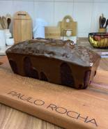 No dia do bolo de chocolate, aprenda com o chef Paulo Rocha a fazer uma receita especial para o café da tarde