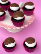 Aprenda a fazer Cupcake de Chocolate com Merengue Italiano