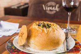 Restaurante Cozinha Vivaah aprensenta a Sopa de Creme Suiço